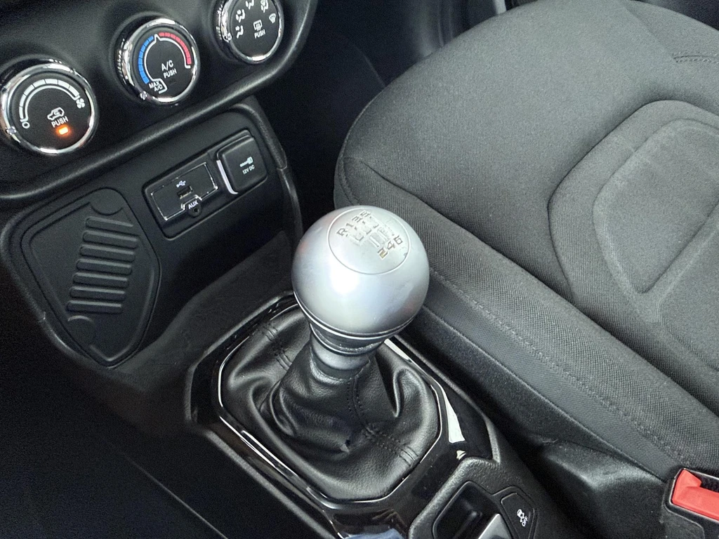Jeep Renegade – foto 23