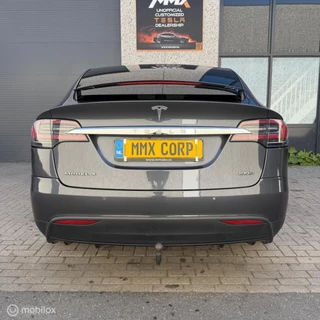 Tesla Model X – thumbnail 4