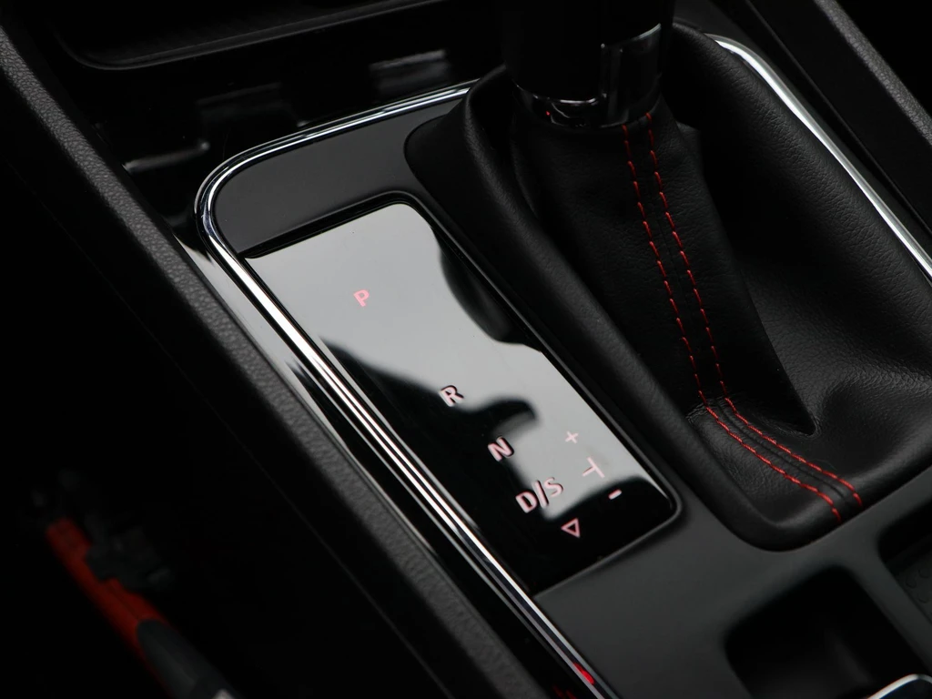 SEAT Leon – foto 33