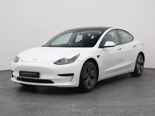 Tesla Model 3 – thumbnail 1
