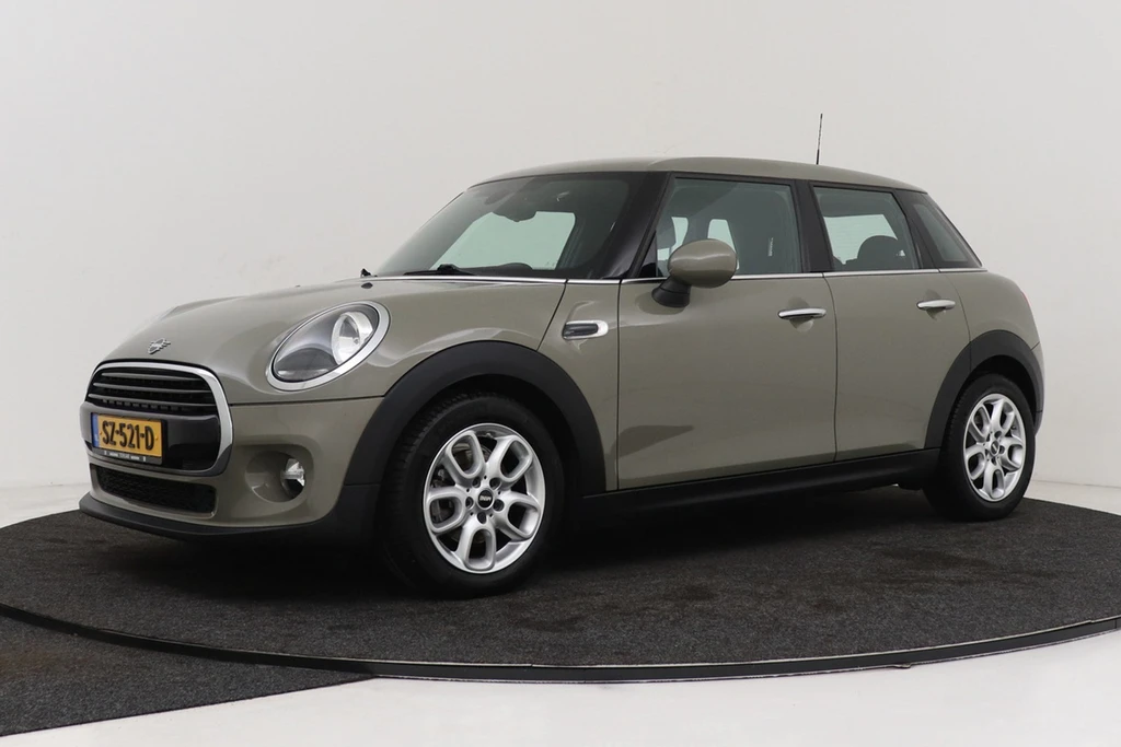 MINI 5-deurs – foto 1