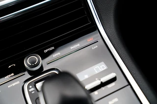 Porsche Panamera – thumbnail 39