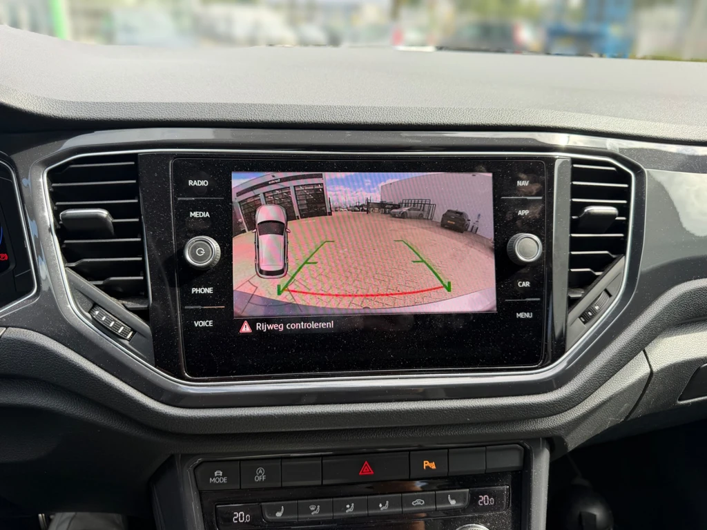 Volkswagen T-Roc – foto 6