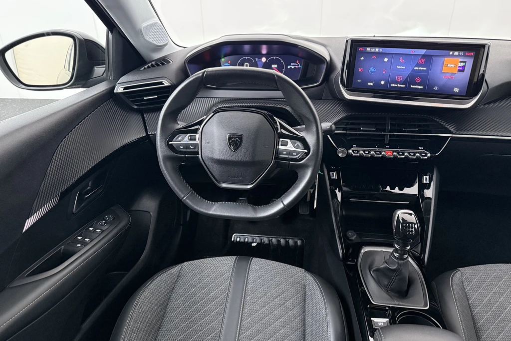 Peugeot 208 – foto 8