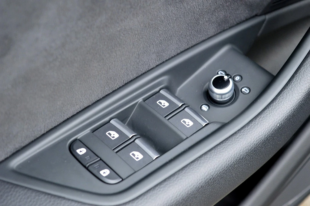 Audi A4 – foto 32