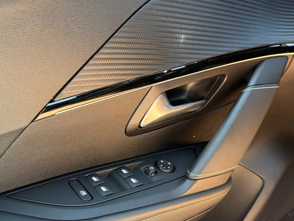 Peugeot 208 – foto 19