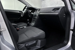 Volkswagen Golf – thumbnail 30