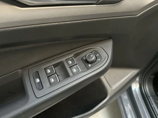 Volkswagen Golf – thumbnail 18