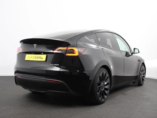 Tesla Model Y – thumbnail 4