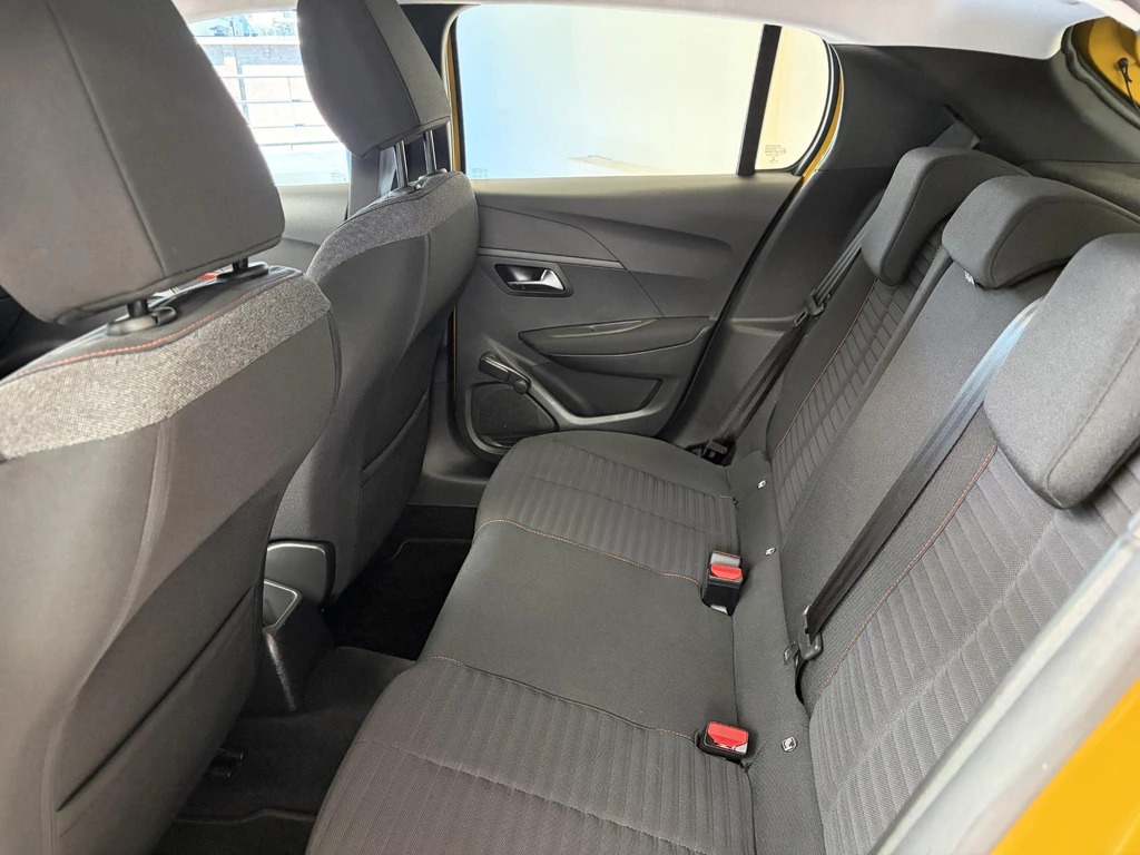 Peugeot 208 – foto 10