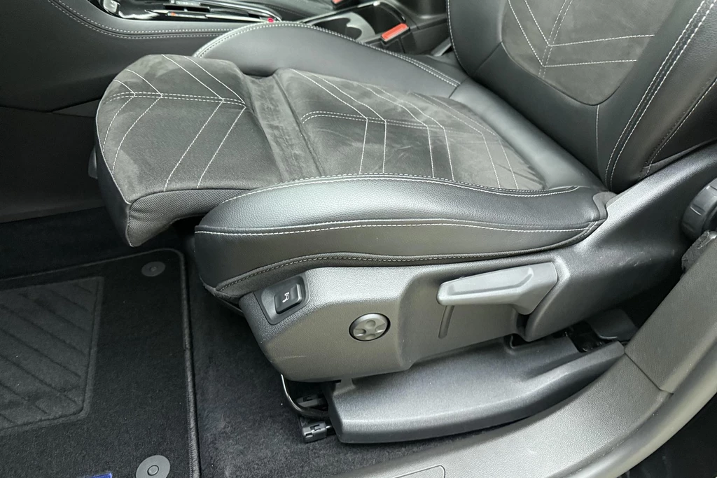Opel Grandland – foto 21