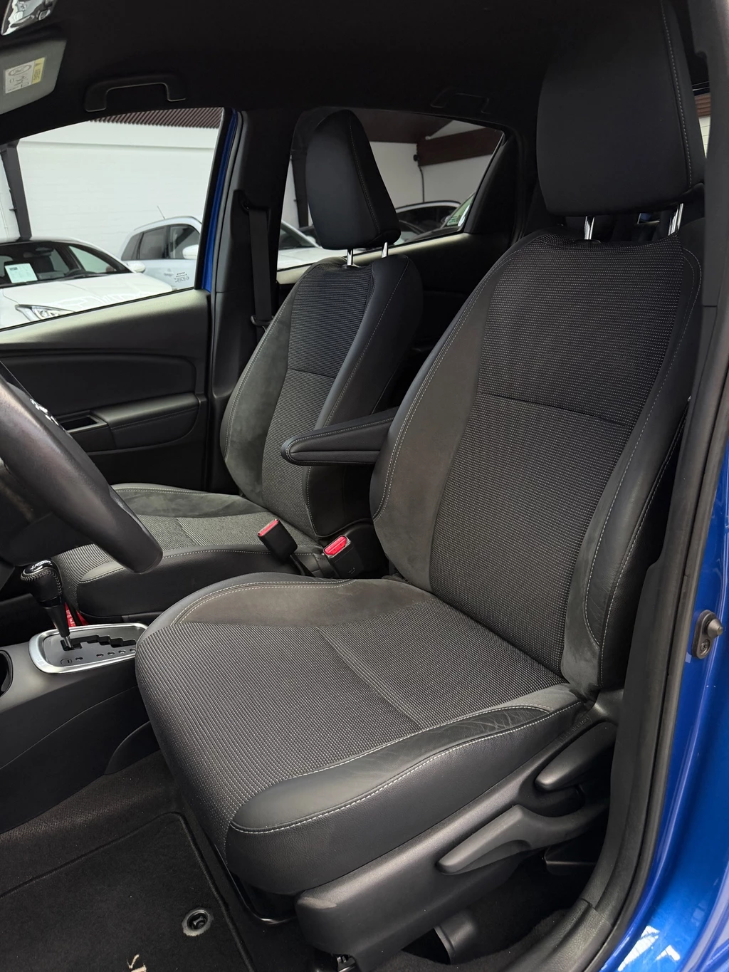 Toyota Yaris – foto 14