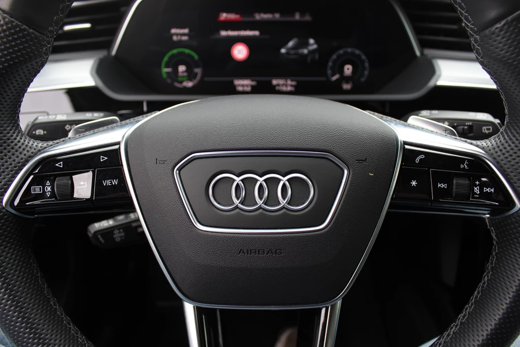 Audi e-tron – foto 32