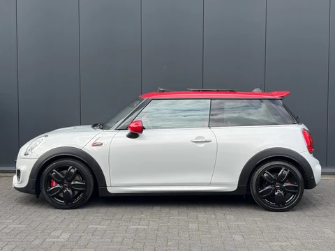 MINI Cooper John Works 2.0 231pk Aut. Pano JCW-stoelen HUD LED Carplay H/K NL-auto