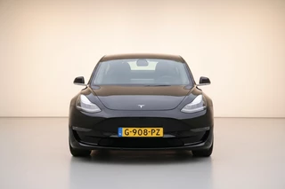 Tesla Model 3 – thumbnail 3
