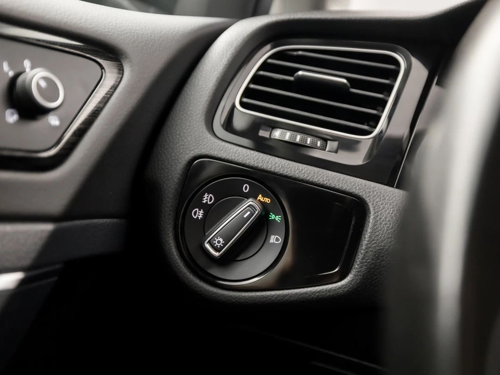 Volkswagen Golf – foto 25