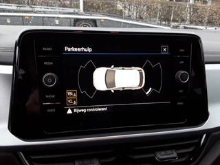 Volkswagen T-Roc – thumbnail 14