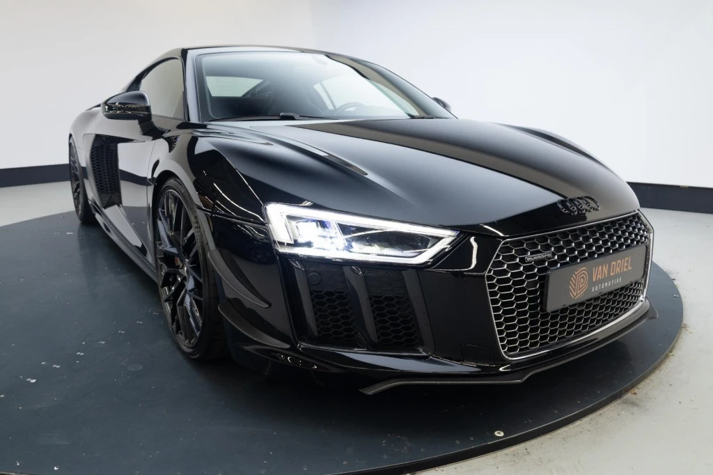 Audi R8 – foto 10