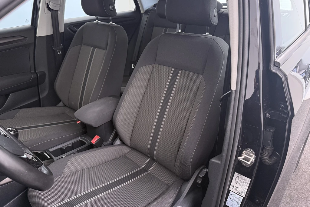 Volkswagen T-Roc – foto 9