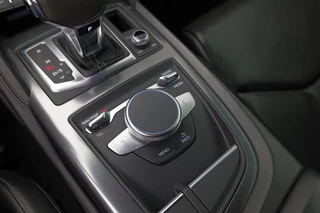 Audi R8 – thumbnail 28