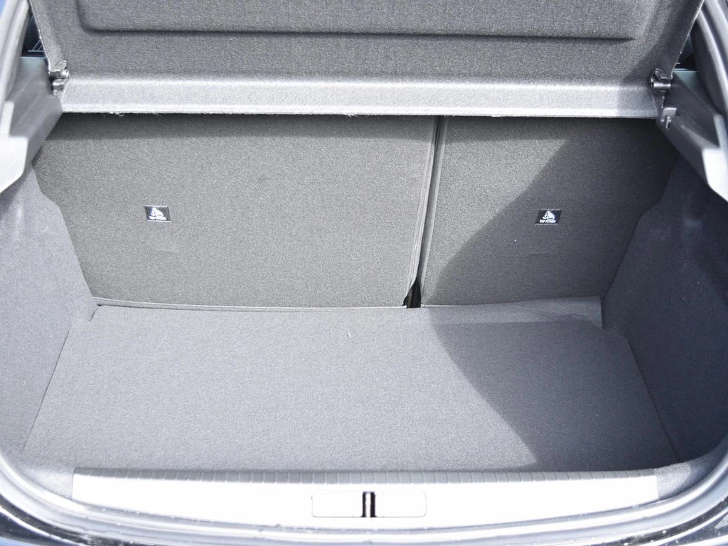 Peugeot 208 – foto 18
