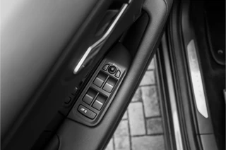 Jaguar I-PACE – thumbnail 42