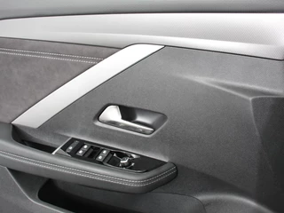 Opel Astra – thumbnail 12