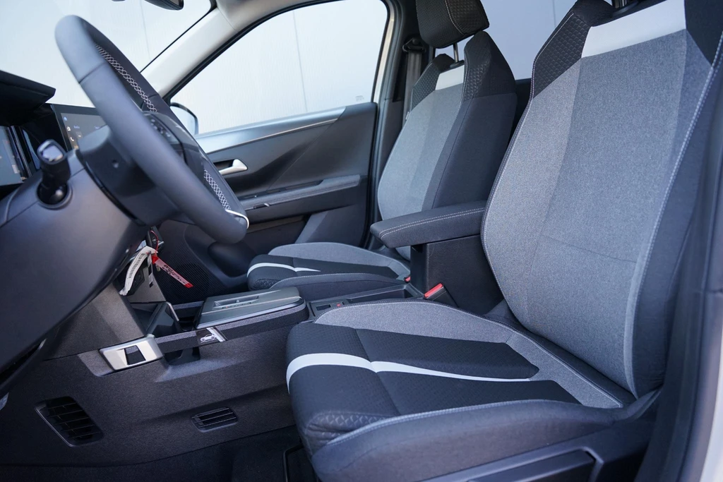 Opel Frontera – foto 28