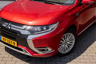 Mitsubishi Outlander – thumbnail 3