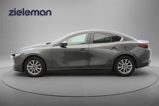 Mazda 3 – thumbnail 2