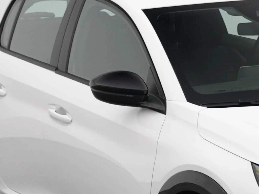Peugeot e-208 – foto 32