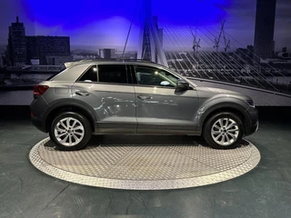 Volkswagen T-Roc – thumbnail 11