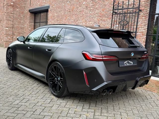 BMW M5 – thumbnail 8