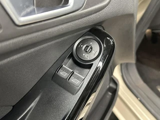 Ford Fiesta – thumbnail 16