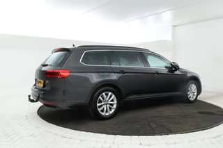 Volkswagen Passat – thumbnail 4