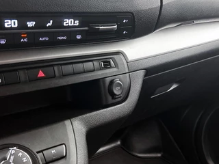 Opel Vivaro – thumbnail 25