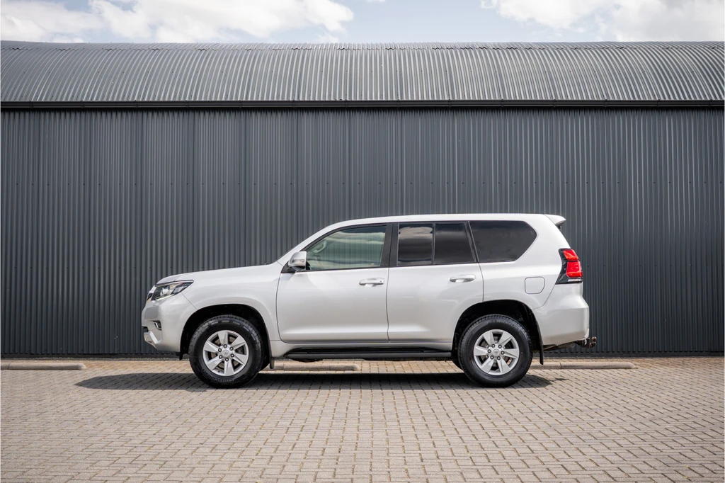 Toyota Land Cruiser – foto 2