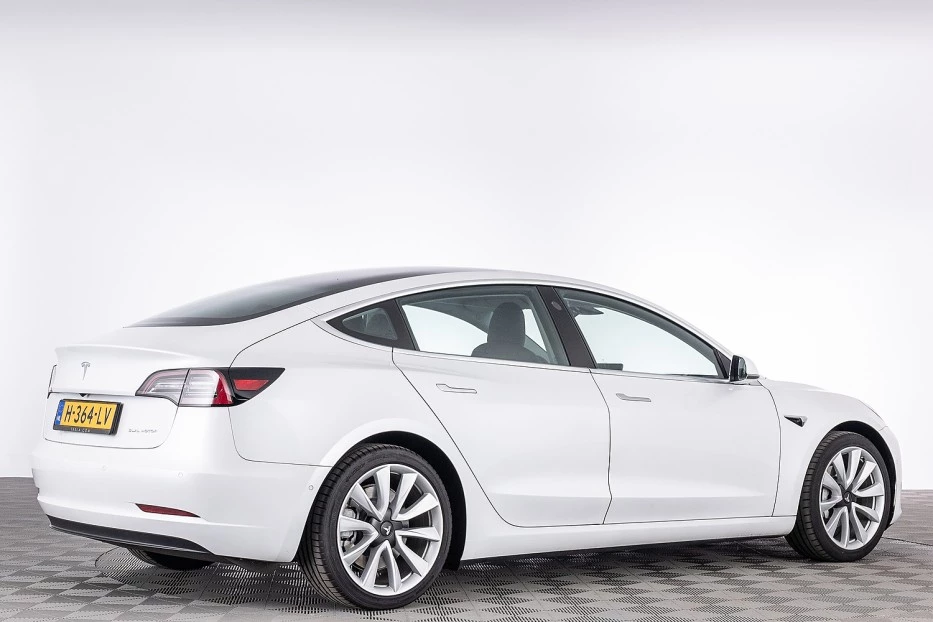 Tesla Model 3 – foto 4