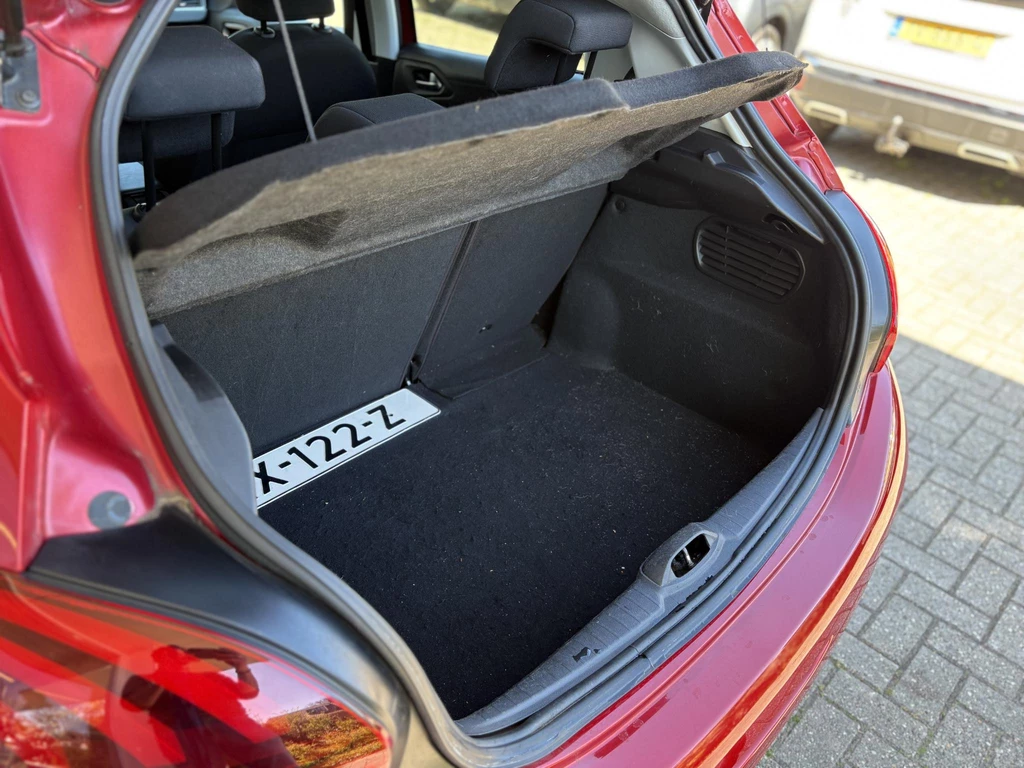 Peugeot 208 – foto 15