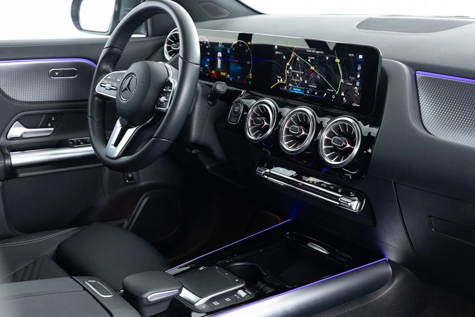 Mercedes-Benz EQA – foto 11