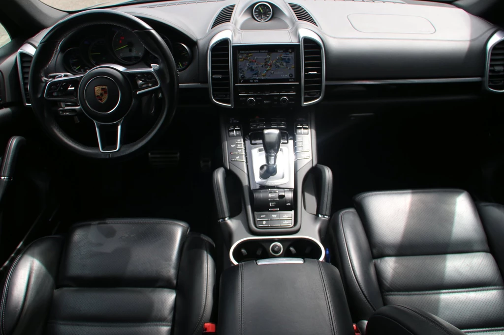 Porsche Cayenne – foto 10