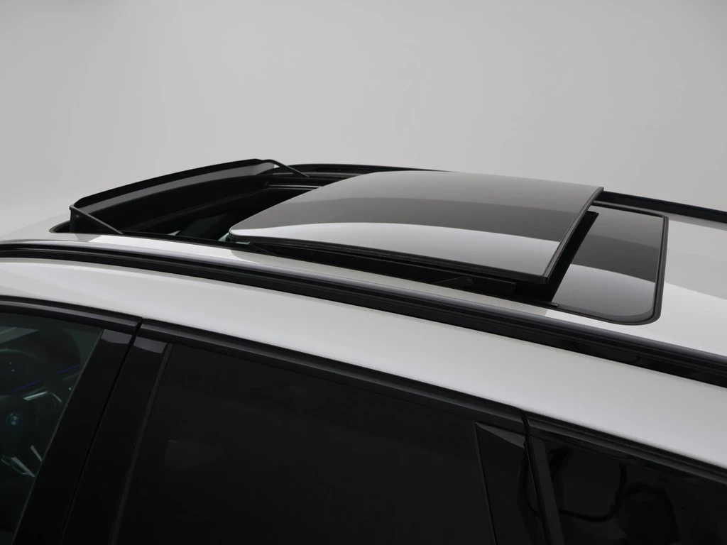 BMW iX1 – foto 11