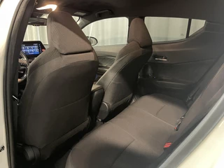 Toyota C-HR – thumbnail 35