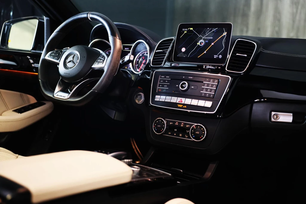 Mercedes-Benz GLE – foto 17