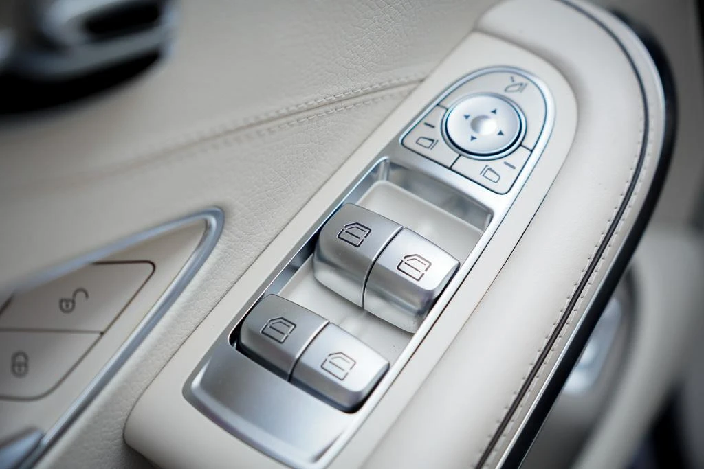 Mercedes-Benz S-Klasse – foto 22