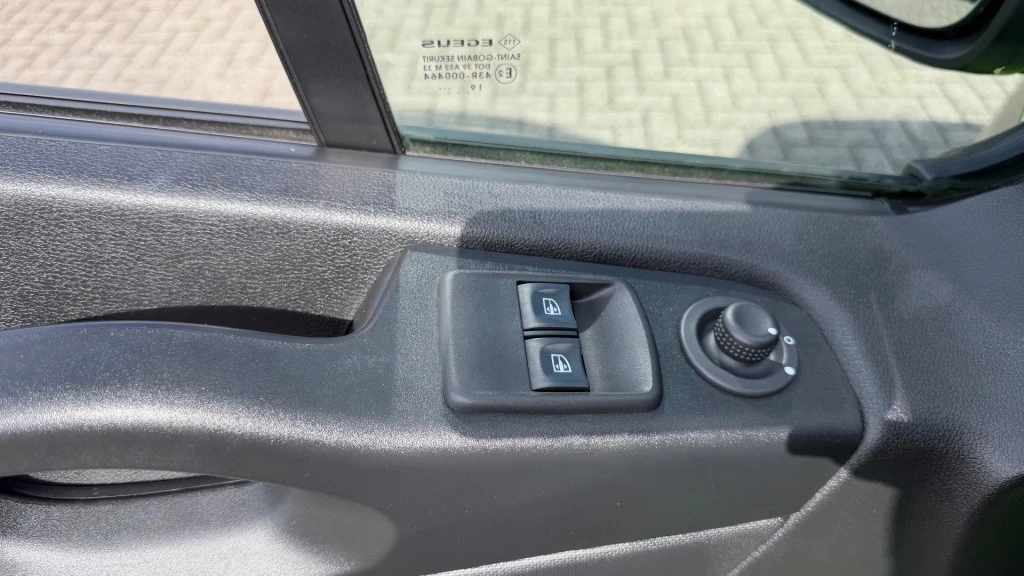 Renault Trafic – foto 19