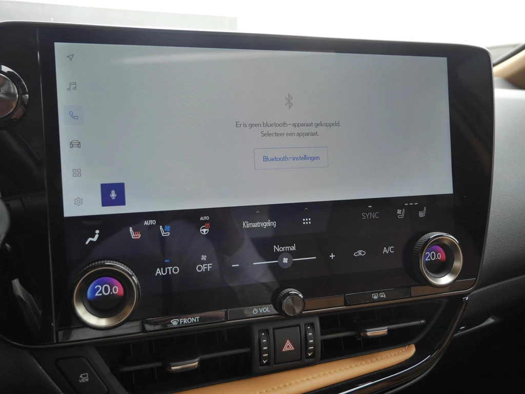 Lexus NX – foto 31