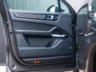 Porsche Cayenne – thumbnail 31