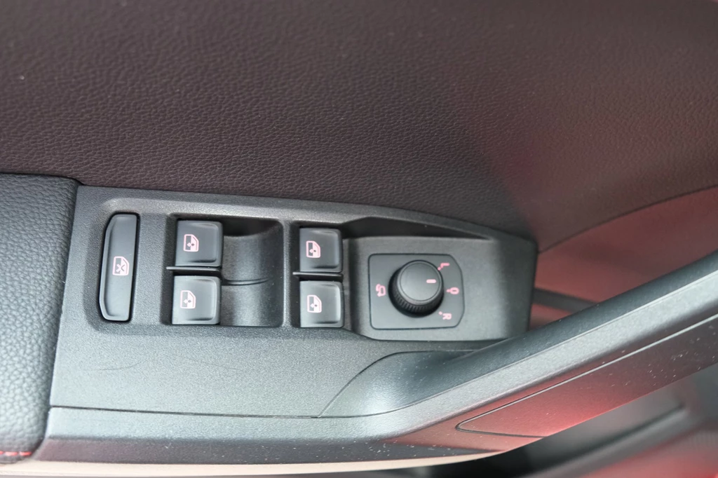 SEAT Arona – foto 11