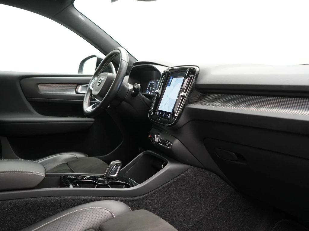 Volvo XC40 – foto 16